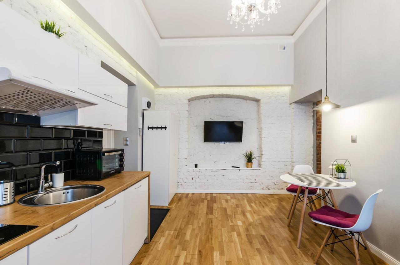 وودج Standard Apartment On 6 Sierpnia المظهر الخارجي الصورة